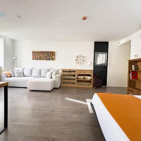 Punta Del Forno Tirabora Short Rent Trieste