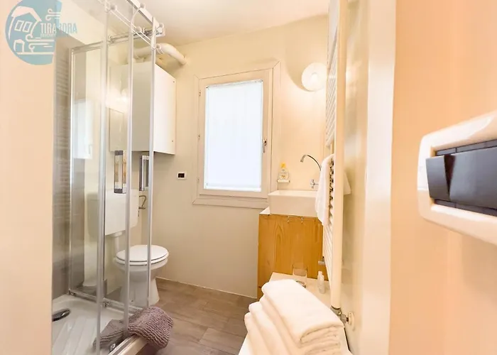 Punta Del Forno Tirabora Short Rent Trieste